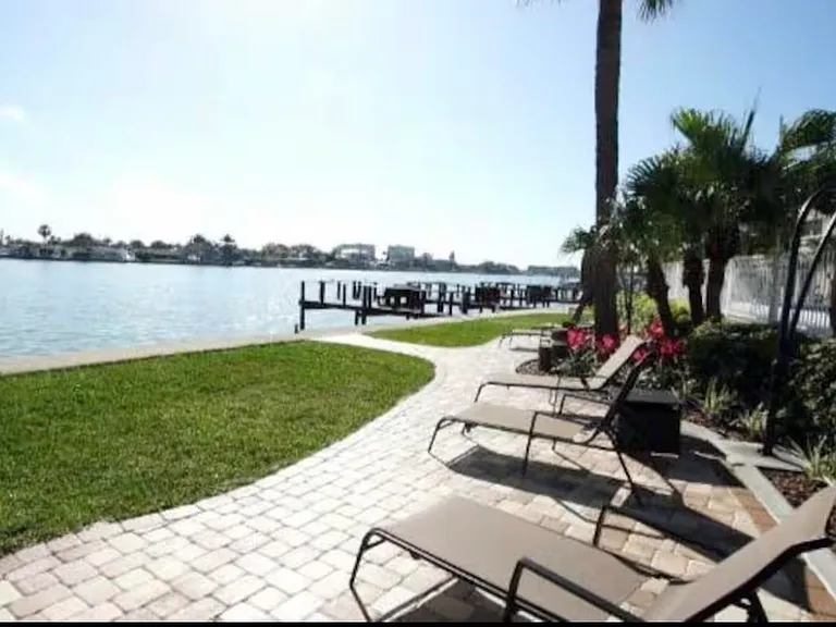 10265 Gulf Blvd #309 — Photo 23
