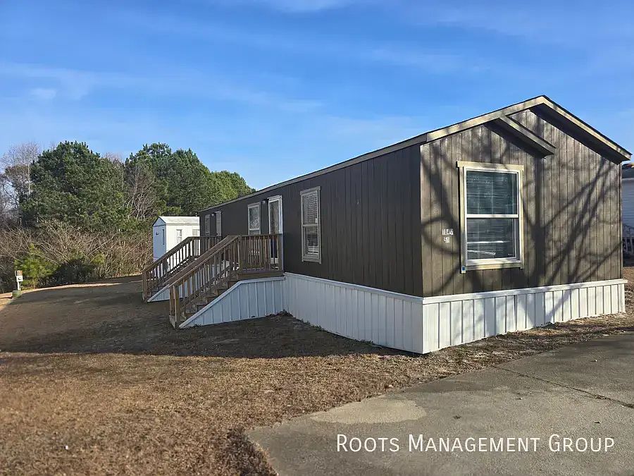 1st image of 1049 Wildwood Dr #51