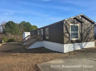 1049 Wildwood Dr #51, Fayetteville, NC 28304