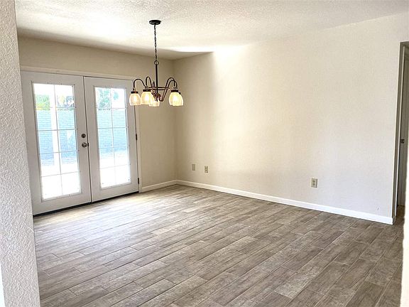 5th image of 1552 E Kuns Ct