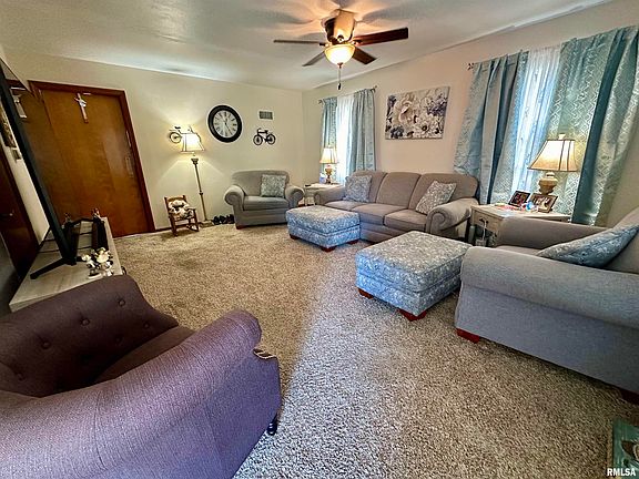 3rd image of 2208 W Clarke Ave