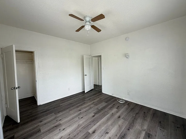 2612 Edgehill Dr — Photo 13