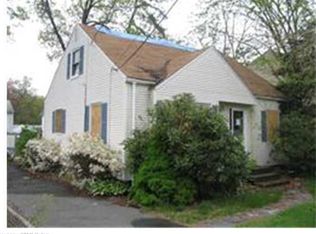 74 Wheeler Ave, Springfield, MA 01118