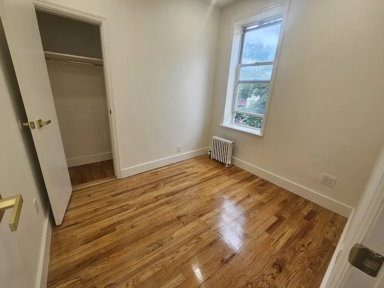 926 Clarkson Ave #1R — Photo 4