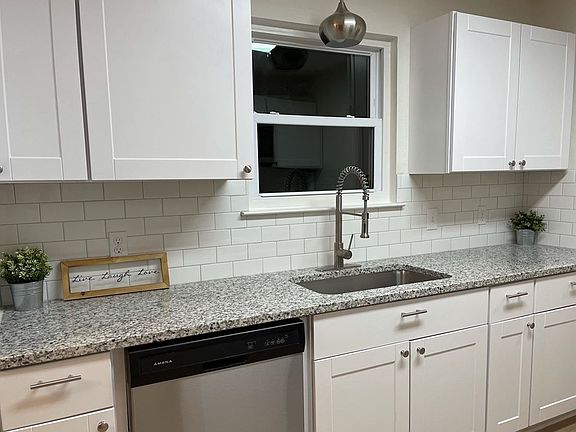 3rd image of 503 Southland Dr