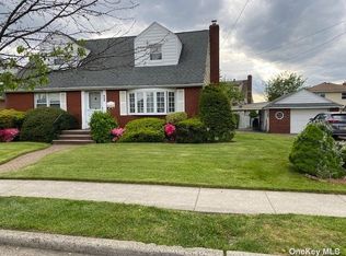 430 Clement Ave, Elmont, NY 11003