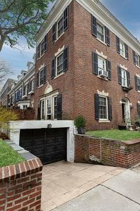 255 E 21st St, Brooklyn, NY, 11226