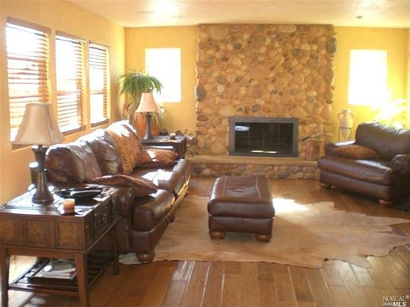 2nd image of 7427 Alder Ave