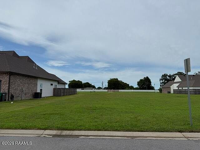 1st image of 304 Canehaven Blvd