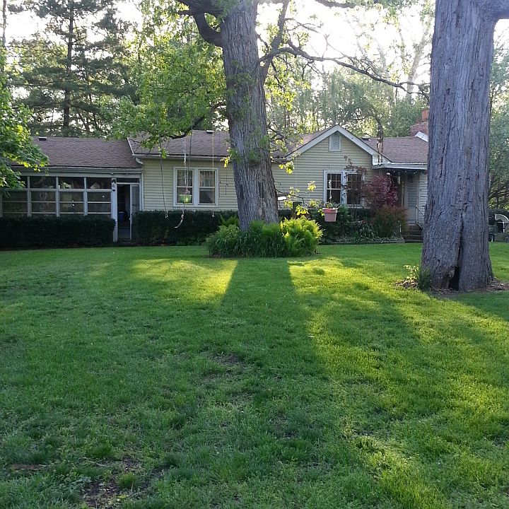 Nice ranch home on river