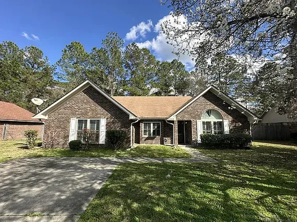 748 Timber Ridge Trl, Hinesville, GA 31313