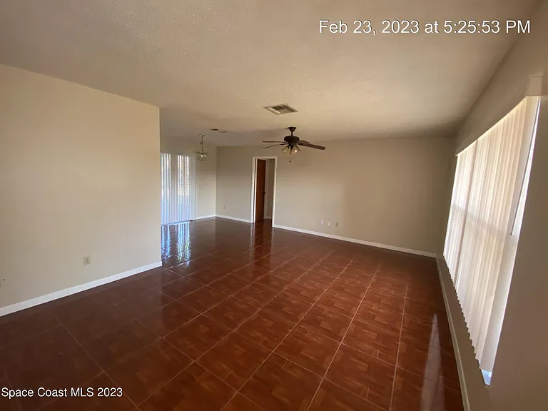 304 Darrow Ave — Photo 3