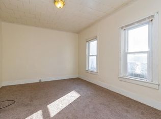 136 W Hawkins St, Kankakee, IL 60901