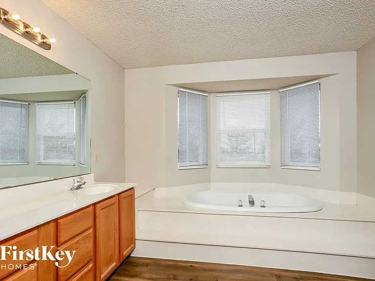 206 Sunshine Dr — Photo 10
