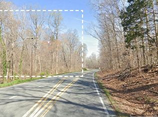 705 N 1st St, Mebane, NC 27302