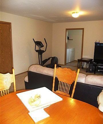 4th image of 5010 Sinai Dr