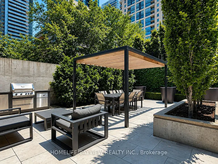 101 Erskine Ave #2011 — Photo 12