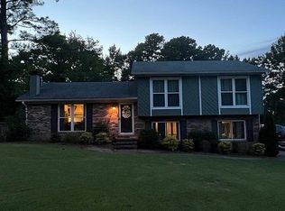 33 Sharpsburg Cir, Calera, AL 35040