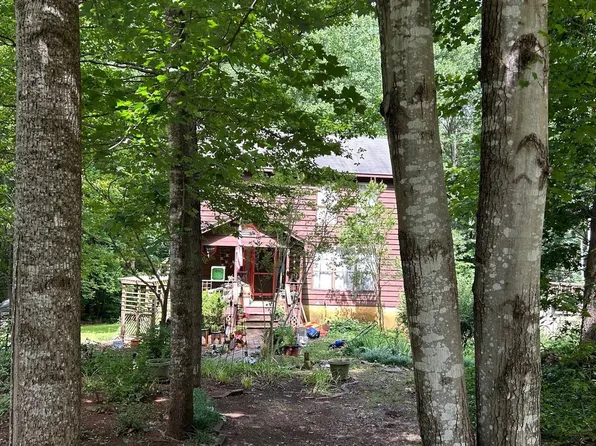 15 Tanglewood Rd, Palmyra, VA 22963