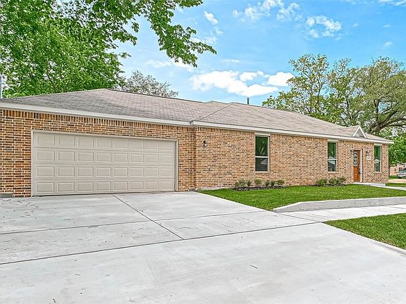 4th image of 3703 Westhampton Dr