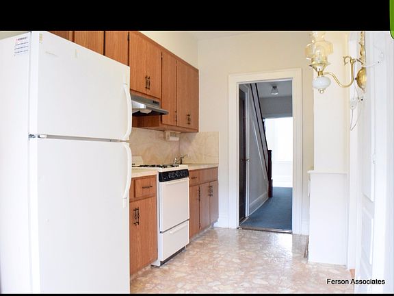 5th image of 2431 43rd St