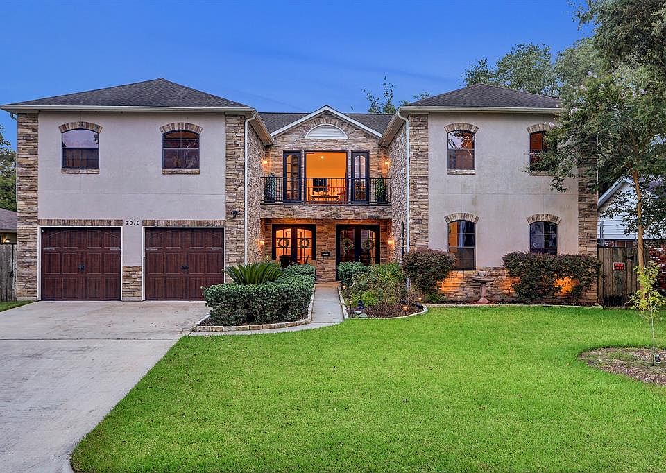 1st image of 7019 Blandford Ln