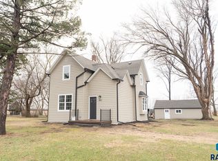 201 E 4th St, Worthing, SD 57077