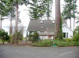 3808 Forest Beach Dr NW, Gig Harbor, WA 98335