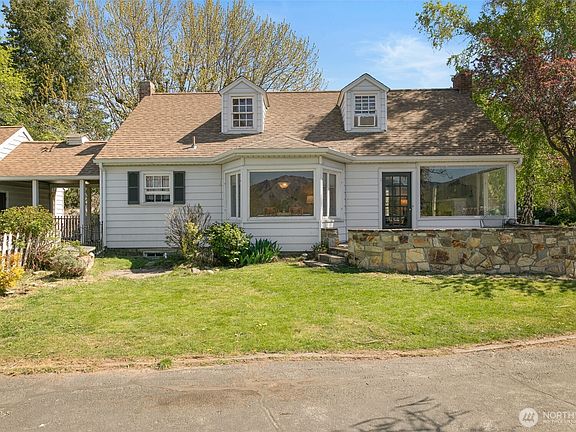 2nd image of 1100 N Baker Avenue