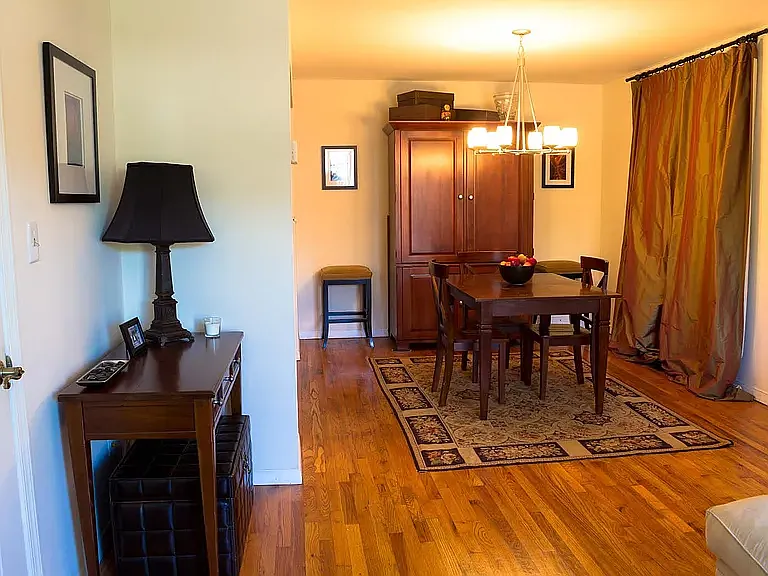 2 bed, 1200 sqft, $2,900 — Photo 2
