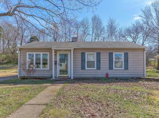 4203 Meadowridge Rd, Evansville, IN 47710