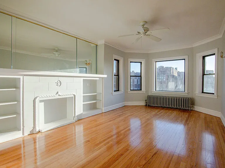 8229 S Vernon Ave — Photo 2
