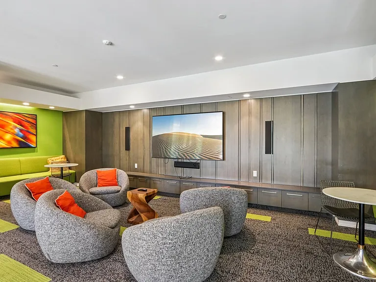 Park77 Apartments — Photo 108