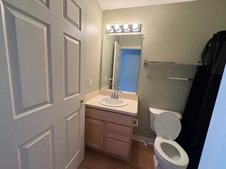 1449 Ashford Ct — Photo 14