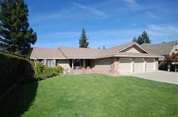 2nd image of 632 Fairview Dr