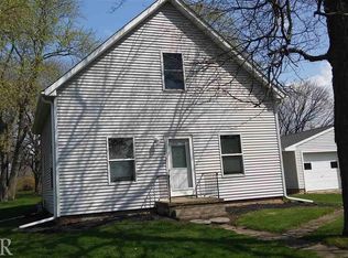 19022 E 850 North Rd, Bloomington, IL 61705