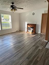 4th image of 132 W Zimmer Dr