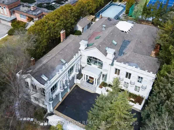 305 Woodland Acres Cres, Vaughan, ON L6A 1G1