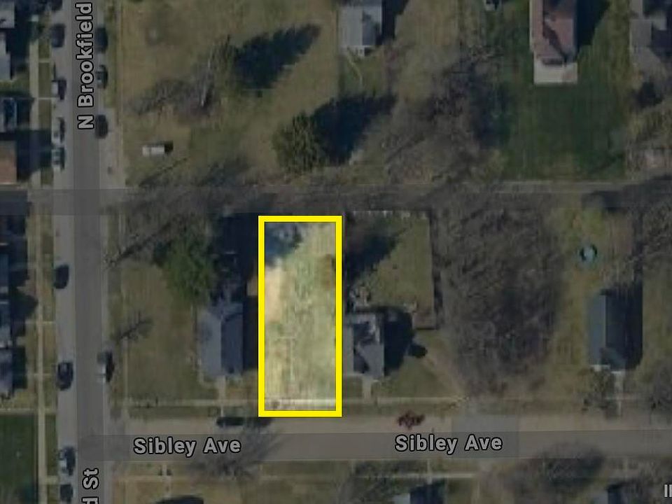 2nd image of 1811 Sibley Ave