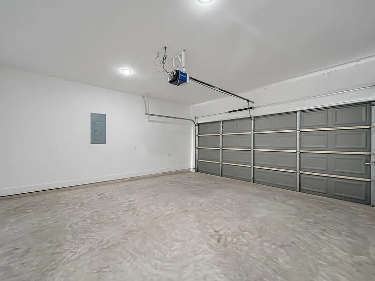 3468 Bremond St — Photo 15