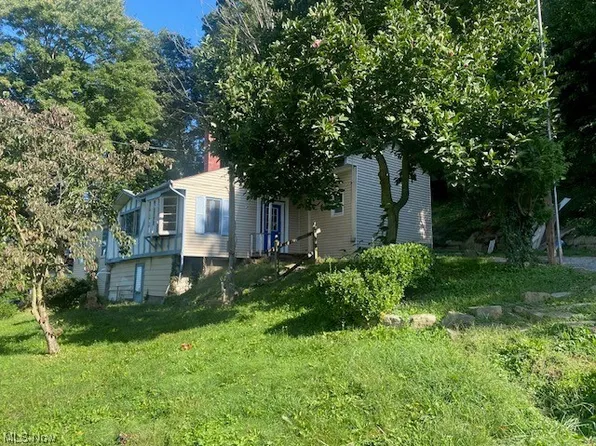 39300 Brown St, Lisbon, OH 44432