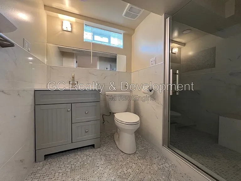 7613 N Harlem Ave — Photo 20
