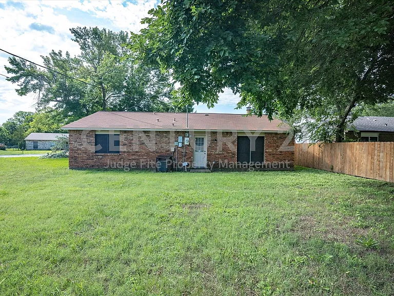 10217 Ironwood Ln — Photo 24