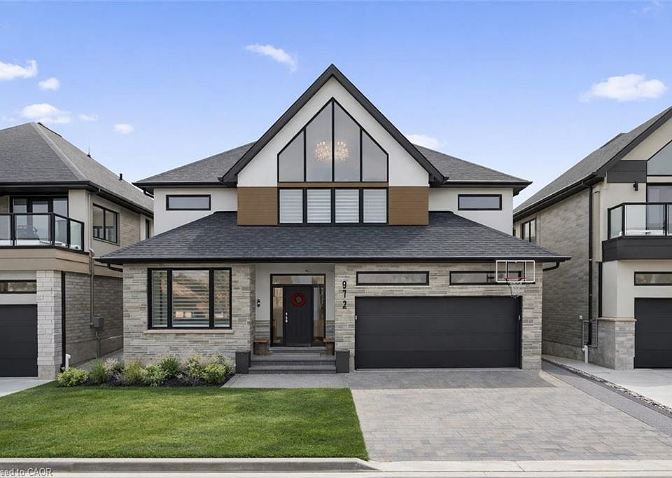 1st image of 972 Stonecliffe Walk #18