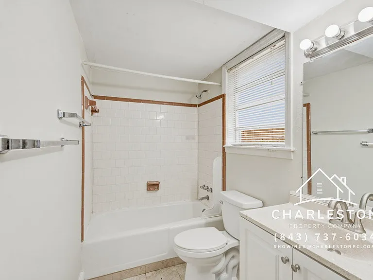 1833 Orangeburg St #C — Photo 11