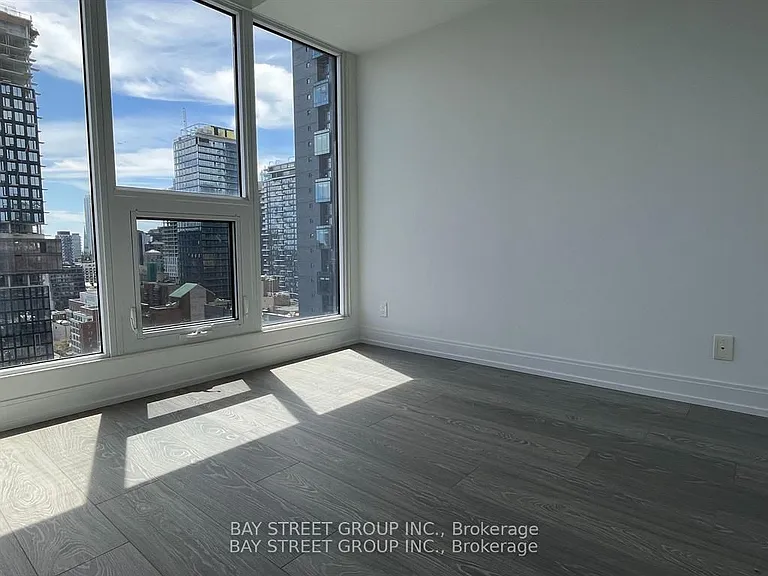 181 Dundas St E #1705 — Photo 9