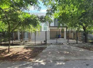 3790 Oak Ave, Miami, FL 33133