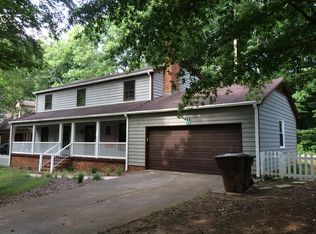 217 Green Valley Rd, Greensboro, NC 27403