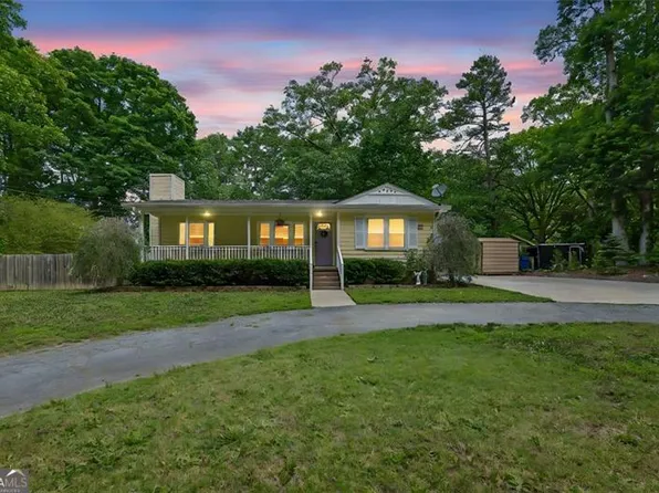 502 Allen Dr, Lawrenceville, GA 30043