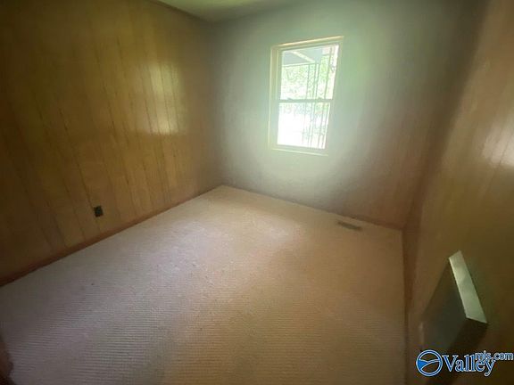 5th image of 1242 County Road 462